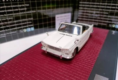 Triumph Matrix 1/43 Vitesse MKII 1968 White - Image 1 of 4