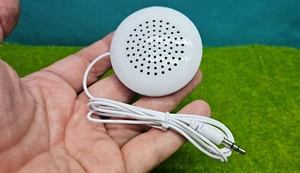 Altoparlante Mini Portatile 3.5mm Per MP3, MP4, iPod Bianco - Picture 1 of 7