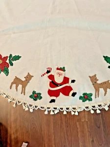 VTG MCM Sequined Beaded Felt Oval Christmas Tablecloth KITSCHY Fringe & Bells - Picture 1 of 4