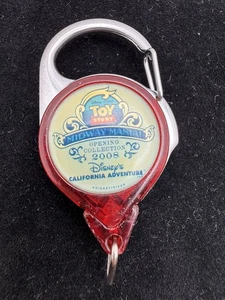 "Key Reel Toy Story Mania 2008 estiramiento de más de 12"" Disney California Adventure" - Imagen 1 de 4