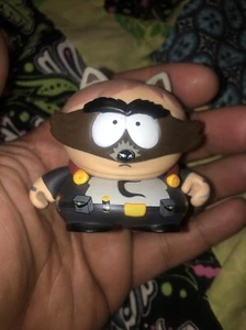 MINIFIGURA KIDROBOT SOUTH PARK THE FRACTURED BUT TODO EL COON 2016 CARTMAN - Imagen 1 de 18