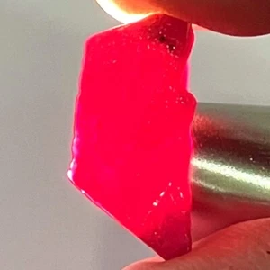 10.47 Ct - Natural 100% Unheated Beautiful Rough Red Ruby Mozambique - Picture 1 of 5