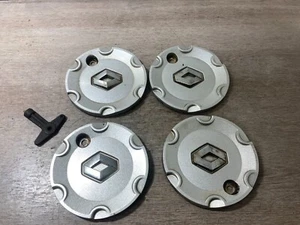RENAULT SCENIC 2005 ALLOY WHEEL CENTRE HUB CAPS COVERS SET OF X 4 8200134772 - Picture 1 of 6