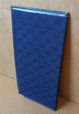 CARTERA PORTA BILLETES LARGA GUCCI VINTAGE AÑOS 80 AZUL MARINO GG LOGO LONA Y CUERO Foto 1 de 4