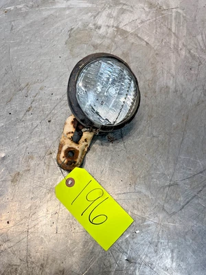 Luz de trabalho para trator Case 932 930 - Imagem 1 de 4