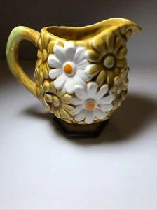 Fred Roberts & Co Golden Harvest Raised Daisy Creamer Vintage - Picture 1 of 12