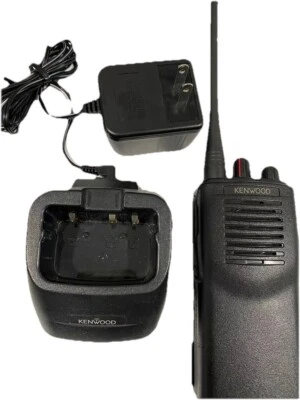 Kenwood TK-3101 UHF 15 Channel Radio - Image 1 of 4