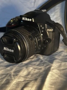 Nikon D5300 24.2 MP Digital SLR Camera - Black (18-55mm f/3.5-5.6G ED VR Lens) - Picture 1 of 6