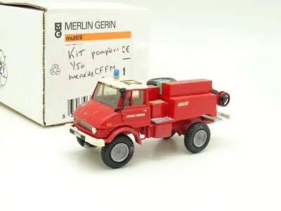 Assembled Kit 1/50 - Mercedes Unimog CFFM Firefighters Sides - Image 1 of 4