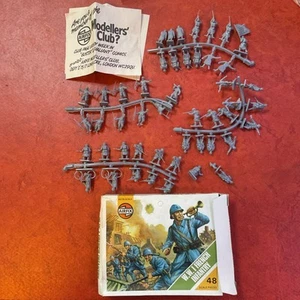 Airfix 01728-4 Toy Soldiers 1:72 HO/HO WWI FRENCH INFANTRY 48 pieces two loose - Picture 1 of 5