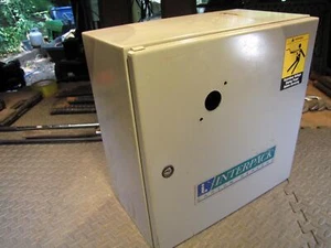 Hoffmann 16"x16"x9" Electrical Control Enclosure Box with Backplate & extras - Picture 1 of 1