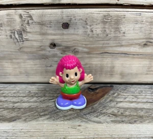 Rosa Haare Mädchen Figur grün Tank Top Badeanzug lila Schuhe Hände hoch Pose Spielzeug Vintage - Bild 1 von 6