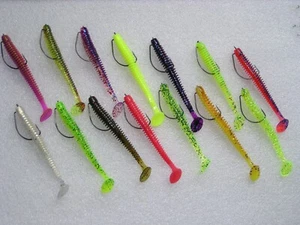 10cm Relax Wurm mit VMC Wide Gap Offset Haken 2/0,Texas Rig, Zander,Hecht,Neu - Bild 1 von 3