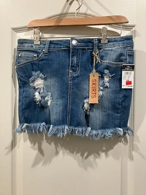 Juniors Rue 21 Distressed Patriotic Mini Skirt Size 5/6 30" Waist New With Tags - Image 1 of 3