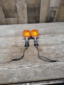 1983 83 83-84 Honda VT500C VT500 Shadow Rear Back Turn Signals Blinkers Pair - Picture 1 of 14