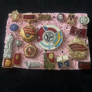 Military and Labour Lenin communists badge collection - Foto 1 di 10