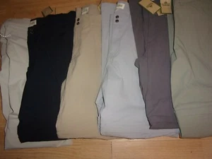 NEW Ultimate Terrain Trailhead Women Convertible Hiking Pant size 2-16 (B229) - Picture 1 of 30