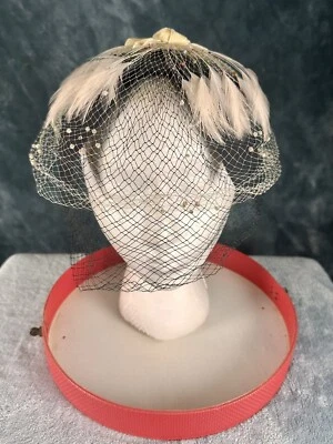 复古 Everbest Hollywood 帽子盒 & 2 网羽毛蝴蝶结发饰黑色面霜 — 第 1/4 张图片