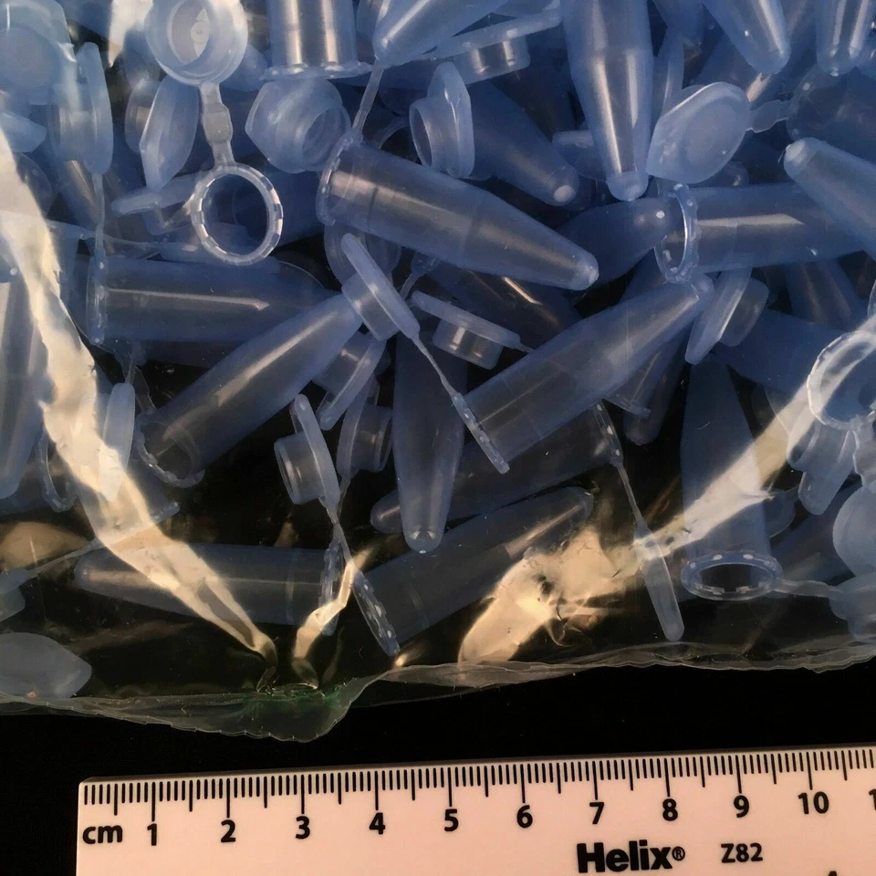 100 x 1.5ml Blue plastic test tube centrifuge vial snap cap 1.7ml Microtube - Image 1 of 1