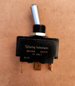MasterCraft Blue 3-Prong Switch (On/Off) 500627 - Picture 1 of 3