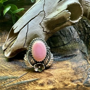 925 Sterling Silver Pink Conch Ring Feather & Floral Detail Size 7 - Picture 1 of 11