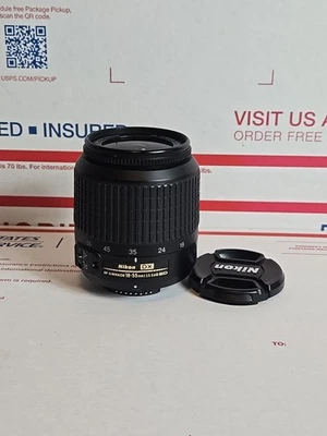 Nikon DX AF-S Nikkor 18-55mm 1:3.5-5.6 G ED Camera Lens, Nice Condition - Image 1 of 4