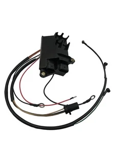 Evinrude Johnson OMC 25 35 HP Outboard CDI Power Pack 0586472 0584823 054823 - Picture 1 of 4