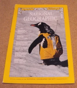 National Geographic November 1971 Antarctica Nepal Trinidad Snow Leopard Uganda - Imagen 1 de 7