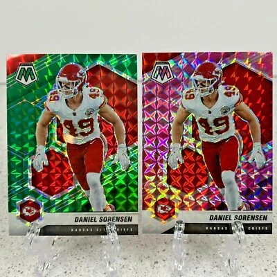 2021 Mosaic Daniel Sorenson Kansas City Chiefs Pink Camo & ￼ ￼Green Prizm #7 - Image 1 of 4