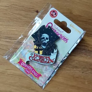 Pin's ATTRACTION PIRATES OF THE CARIBBEAN 2014 DISNEY DLP PARIS - Picture 1 of 4