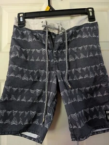 Boy's swim trunks Shark Tooth size 25/10 - Picture 1 of 3