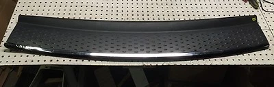 2011-2016 Dodge Grand Caravan Chrysler Town and Country Rear Scuff Pad Damaged Foto 1 de 4