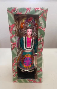 VINTAGE CHINESE OPERA DOLL IN ORIGINAL BOX 8" - Picture 1 of 9