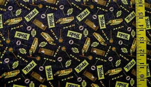TRICK OR TREAT HALLOWEEN GLITTER CANDY TOSS 100% COTTON FABRIC 26X43 INCHES - Picture 1 of 1