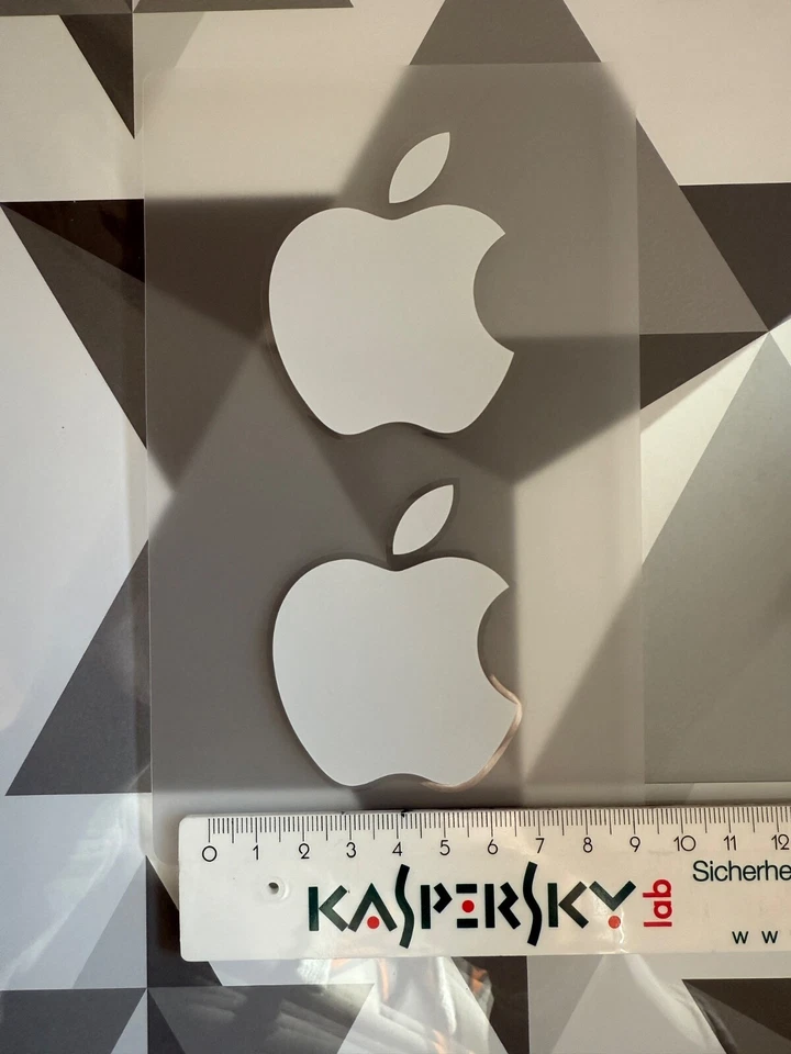 Apple Aufkleber Sticker x2 white M Wetterfest - Bild 1 von 1