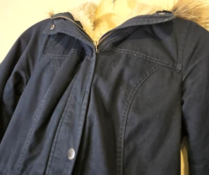 Hollister Parka Mantel Damen Medium Sherpa gefüttert abnehmbare Fellkapuze dunkelblau - Bild 1 von 8