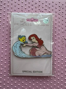 Disney Pink a la Mode Arielle Flunder Wave Pin LE 200 PALM Die kleine Meerjungfrau - Bild 1 von 3
