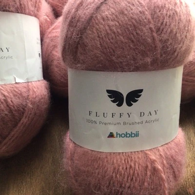 (1)HOBBII YARN - FLUFFY DAY -  3.5oz/311 yard/Terracotta Rose/New - Image 1 of 4