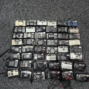 Verschiedene defekte defekte Filmkameras Restposten 48x Olympus Canon Ricoh Nikon 13KG - Bild 1 von 5