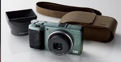 [ Mint ] RICOH GR Limited Edition Green Wavetone Limited 5,000 Tested in BOX - Image 1 of 4
