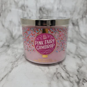 Vela de 3 mechas Bath & Body Works Pink Fairy Gumdrop - Imagen 1 de 3