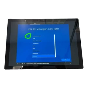 Microsoft Surface Pro 5 M3-7Y30 128GB 4GB RAM Wi-Fi, 12.3 - Silver *SPOT ON LCD* - Picture 1 of 8