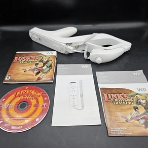 Zelda Link's Crossbow Training Game and Zapper Gun Nintendo Wii - Picture 1 of 11