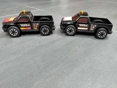 2 x Tonka Clutch Poppers - Camionnette pick-up truck car friction toys - Joblot - Image 1 of 4