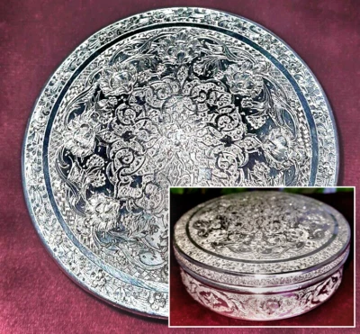 Argenterie ancienne de prestige Iranienne post-sassanide boite ronde argent 167g - Photo 1/4