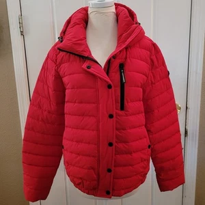 Damen BCBG Maxazria Puffer Jacke Kapuze Kapuze Rot Größe Medium Designer - Bild 1 von 6