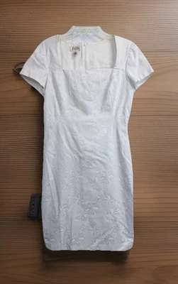 Vtg Talbots Textured White Floral Shift Dress Women's Size 12 Bridal Made in USA - Image 1 of 4