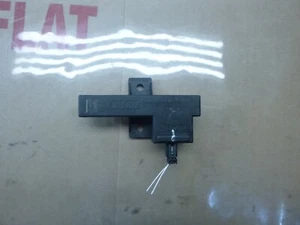 AUDI FITS 2011-2017 VW TOUAREG KEYLESS ACCESS ENTRY ANTENNA OEM 8K0907247 - Picture 1 of 3
