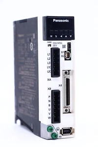 Panasonic MADLN05SG MINAS Serie A6S Servoazionamento 100W, Usi: Industriale - Foto 1 di 5