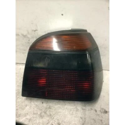 后灯右手适用于大众高尔夫 3A 系列-BERL-CABRIO (92-98) 1.4 BER。 1992 — 第 1/4 张图片